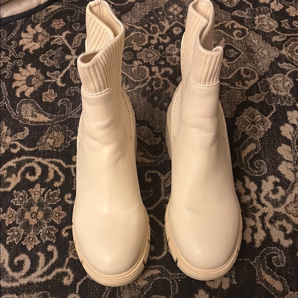 Women's Cream Ankle Boots